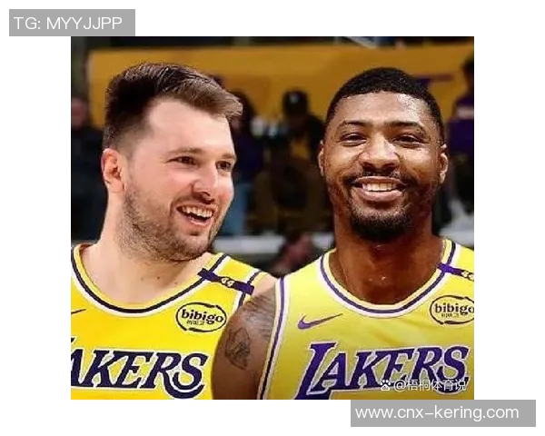 04年湖人队与开拓者队经典对决回顾及赛季精彩瞬间分析